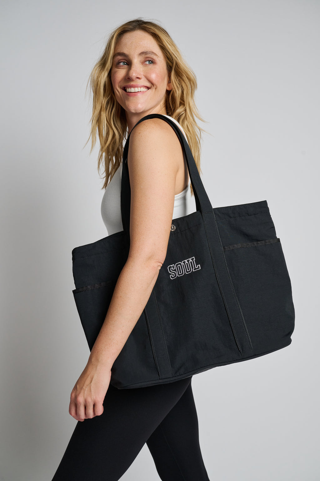 soulcycle lululemon bag Daily Multi-Pocket Tote